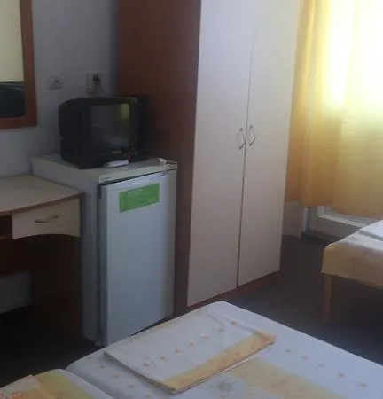 בית הארחה Svetla